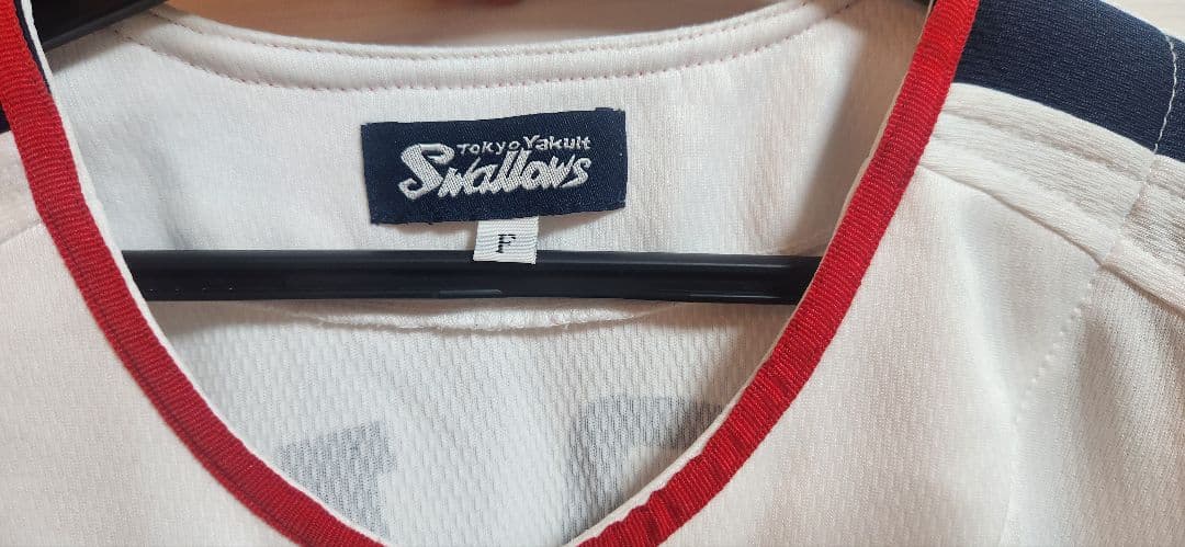 東京ヤクルトスワローズ 青木宣親選手 サイン入りユニホーム