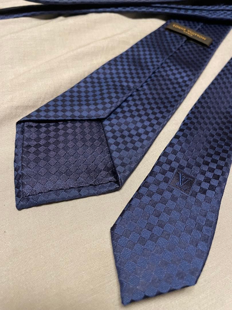 ルイヴィトン　ネイビー チェック柄 ネクタイ