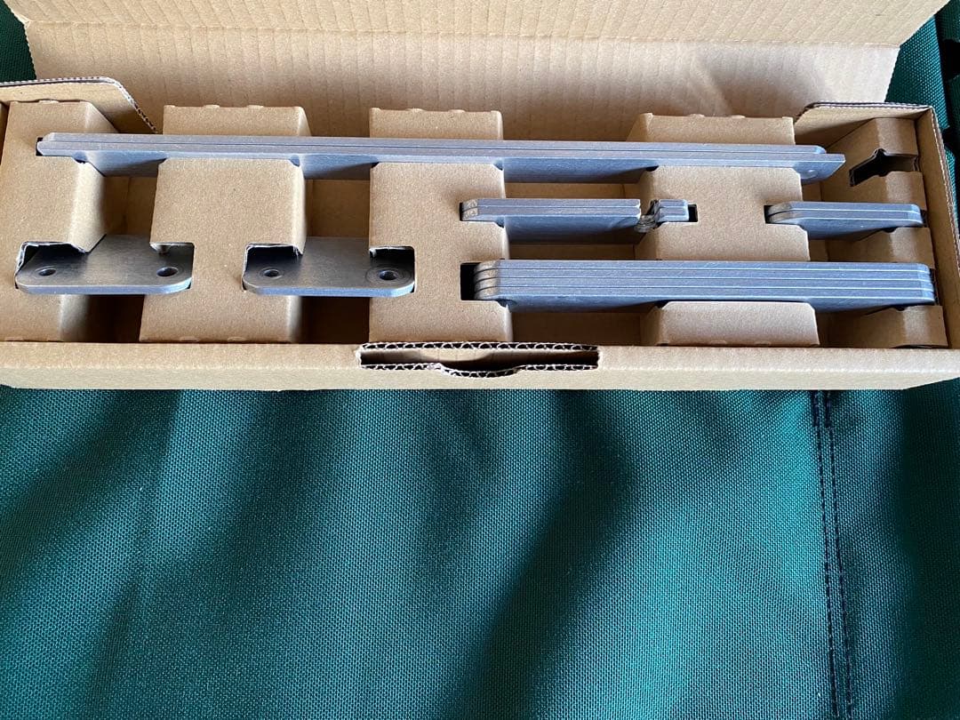 カーミットチェア純正シートグリーン、純正金具、アームレスト、純正ケース特別セット