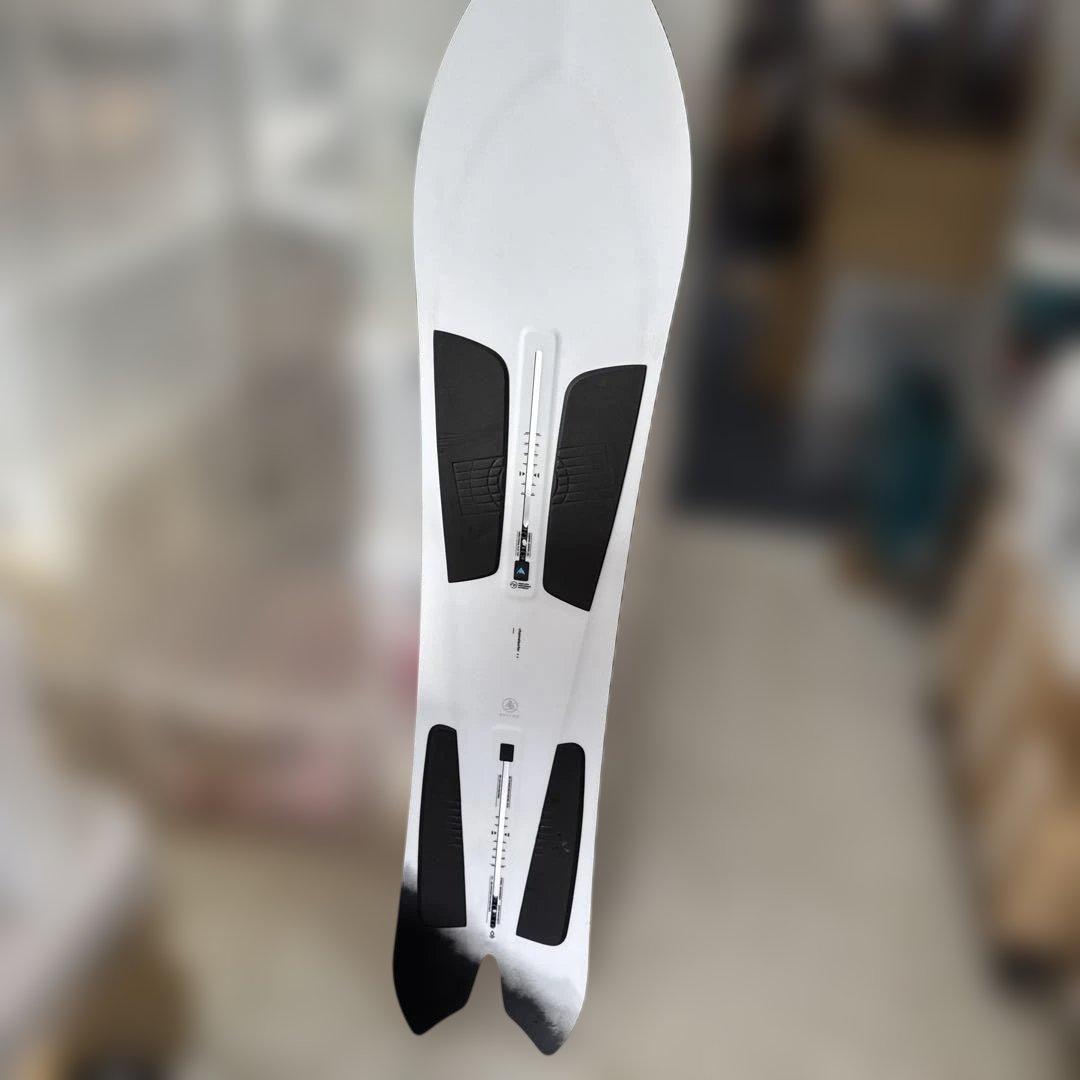 Kazu BURTON 2025 チャンネルサーファー 144