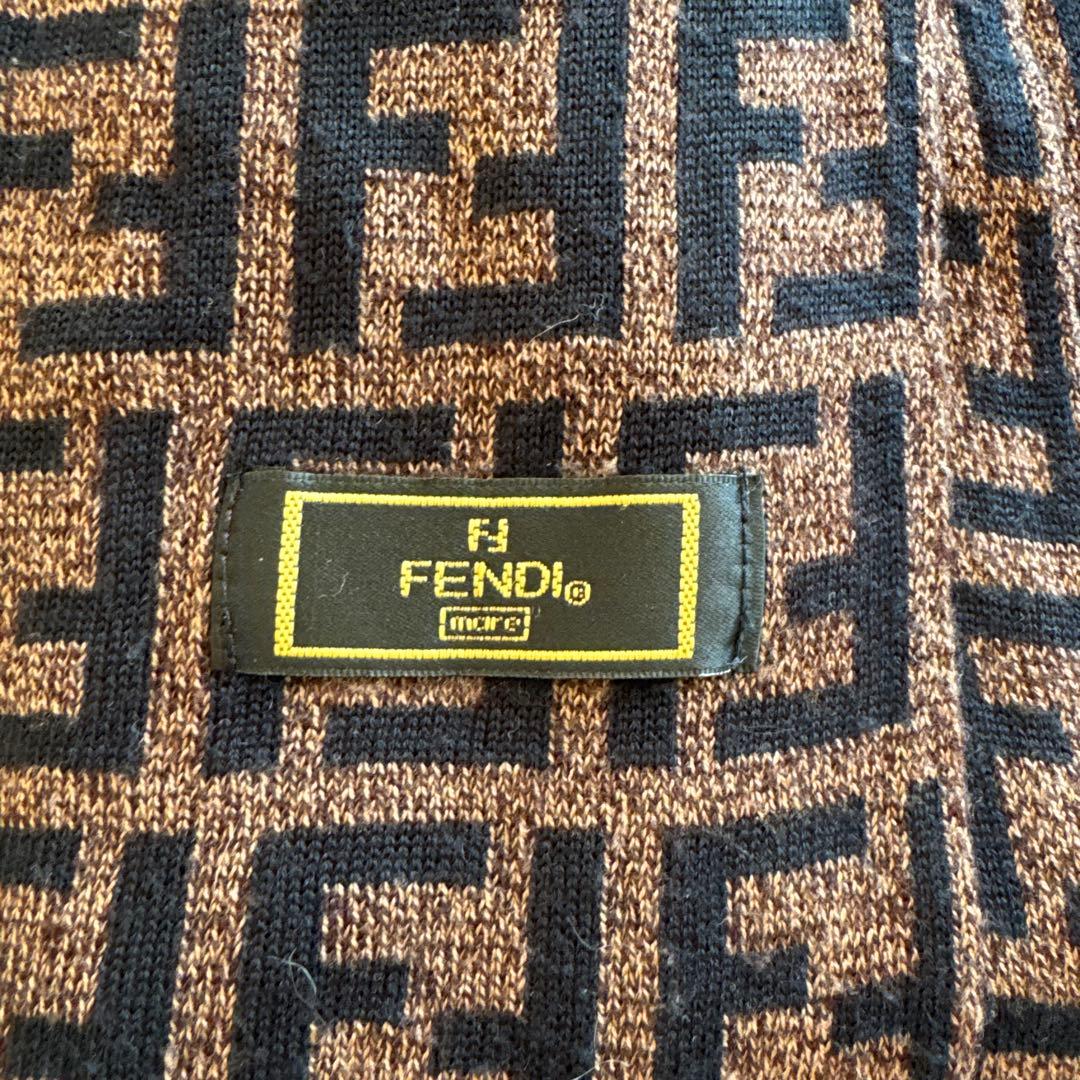 FENDI ロゴ チェック柄 マフラー