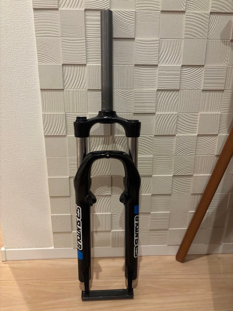 SR SUNTOUR サスペンションフォーク XCE28 サンツアー