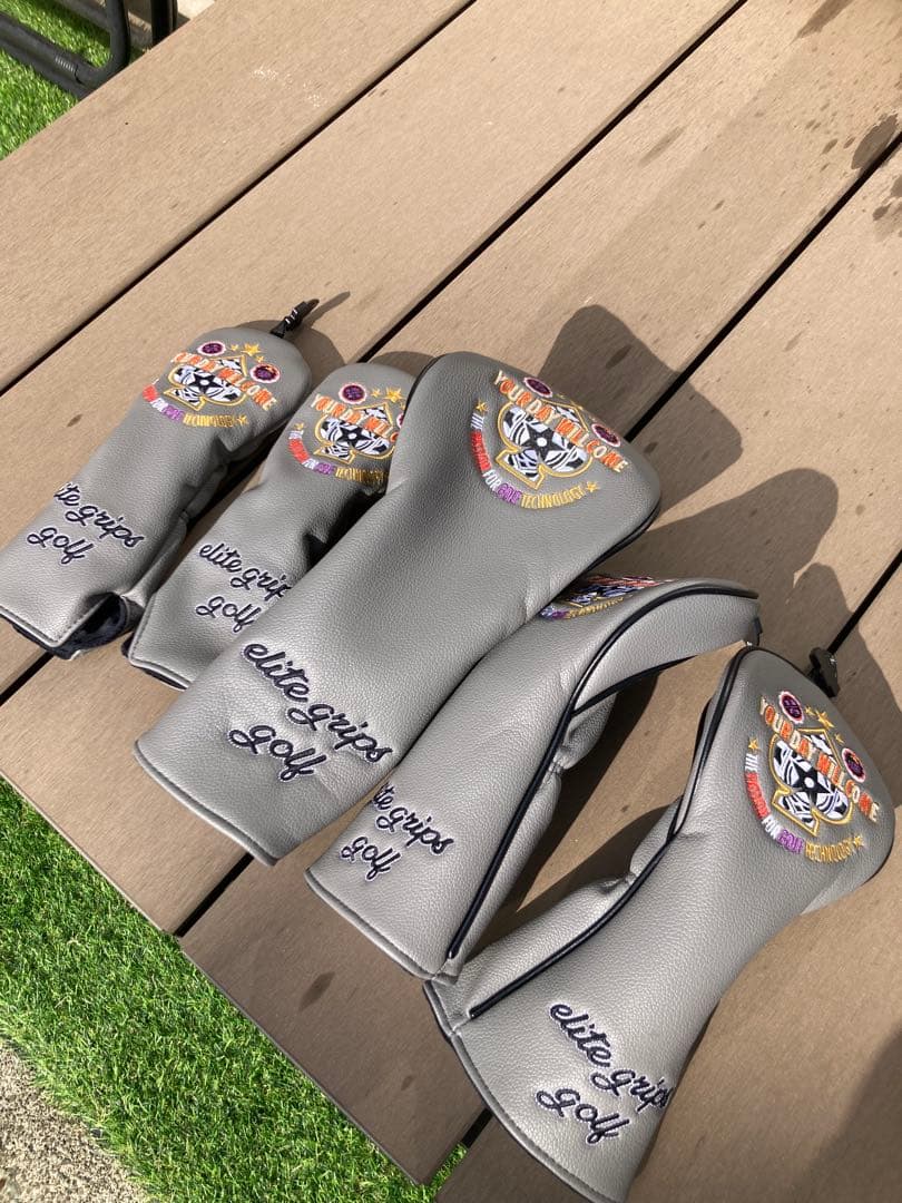 エリートグリップ限定キャディバッグ9.5グレースタンドヘッドカバー5点付き美品