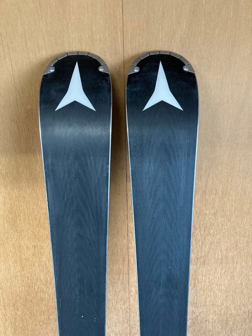 Atomic Redster X9i REVO スキー板166cm