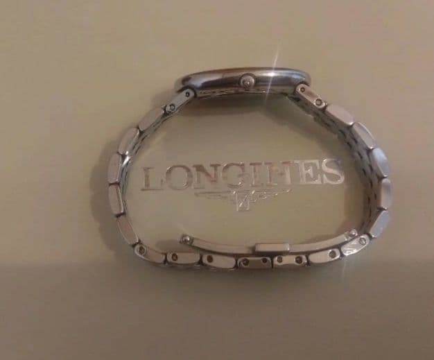 LONGINES ロンジン　サンフォネット　オーバル型 ダイヤモンド付き腕時計
