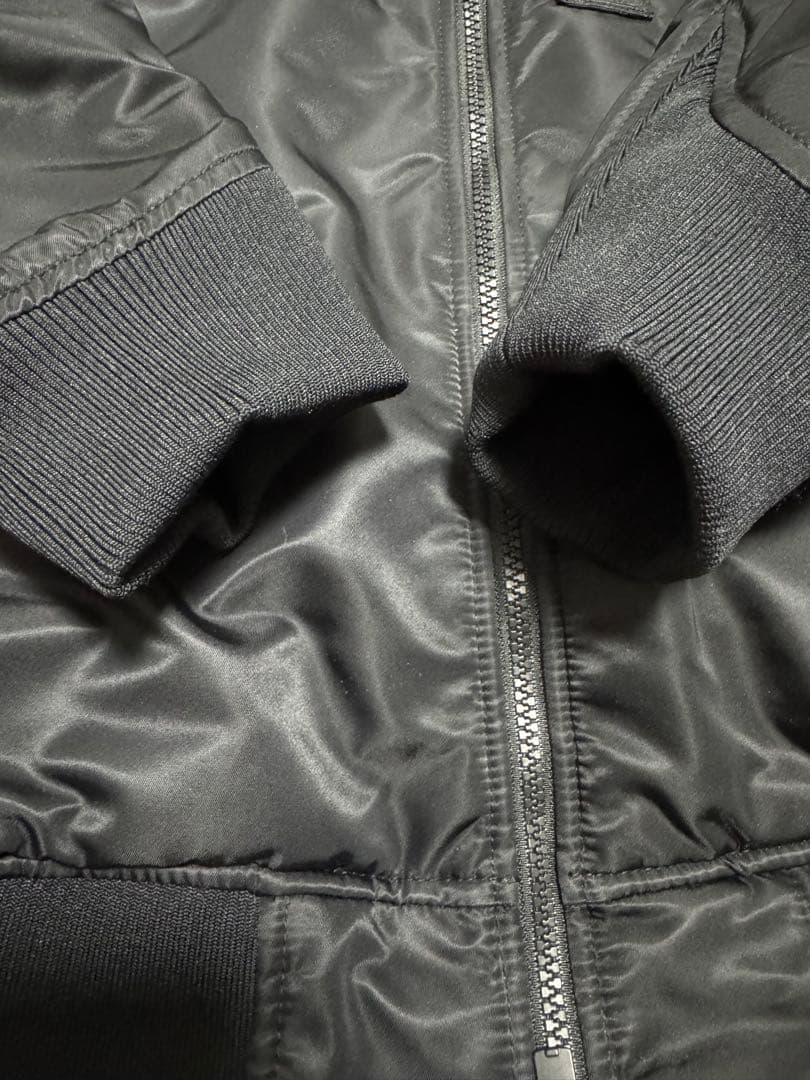 ユニクロ　uniqlo +j のコラボMA-1 ジルサンダー