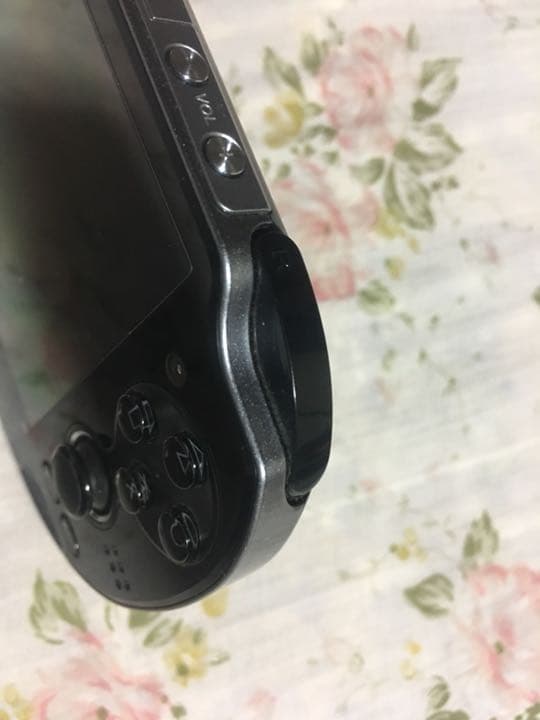 PlayStation®Vita クリスタル・ブラック 3G/Wi-Fiモデル…