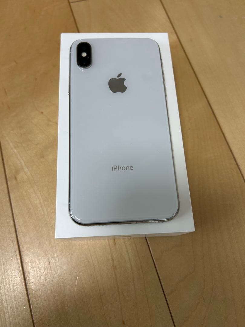 iPhoneX シルバー SIMロック解除 64gb