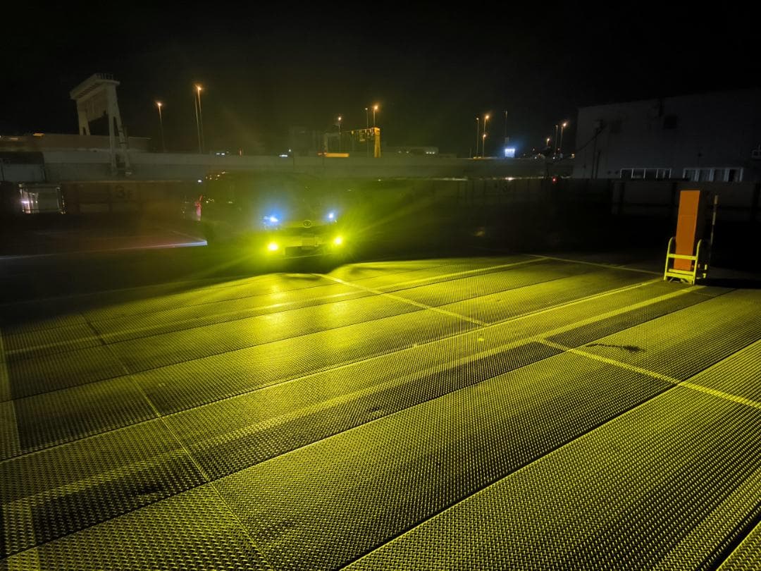 18LED　シリーズＰ　雪に強いイエローLEDバルブ　H11H816HB4H3