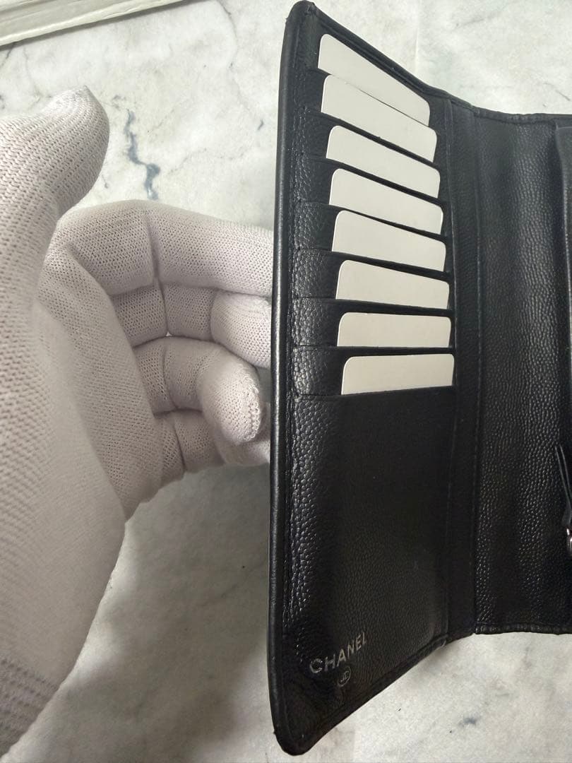 CHANEL ブラック キャビアスキン 長財布 シリアル18番台 一致 Gカード