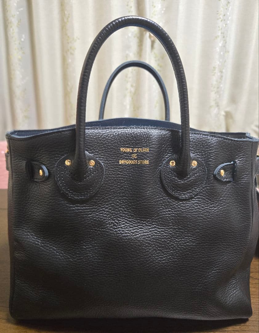 バッグ EMBOSSED LEATHER BELTED TOTE S 25AW