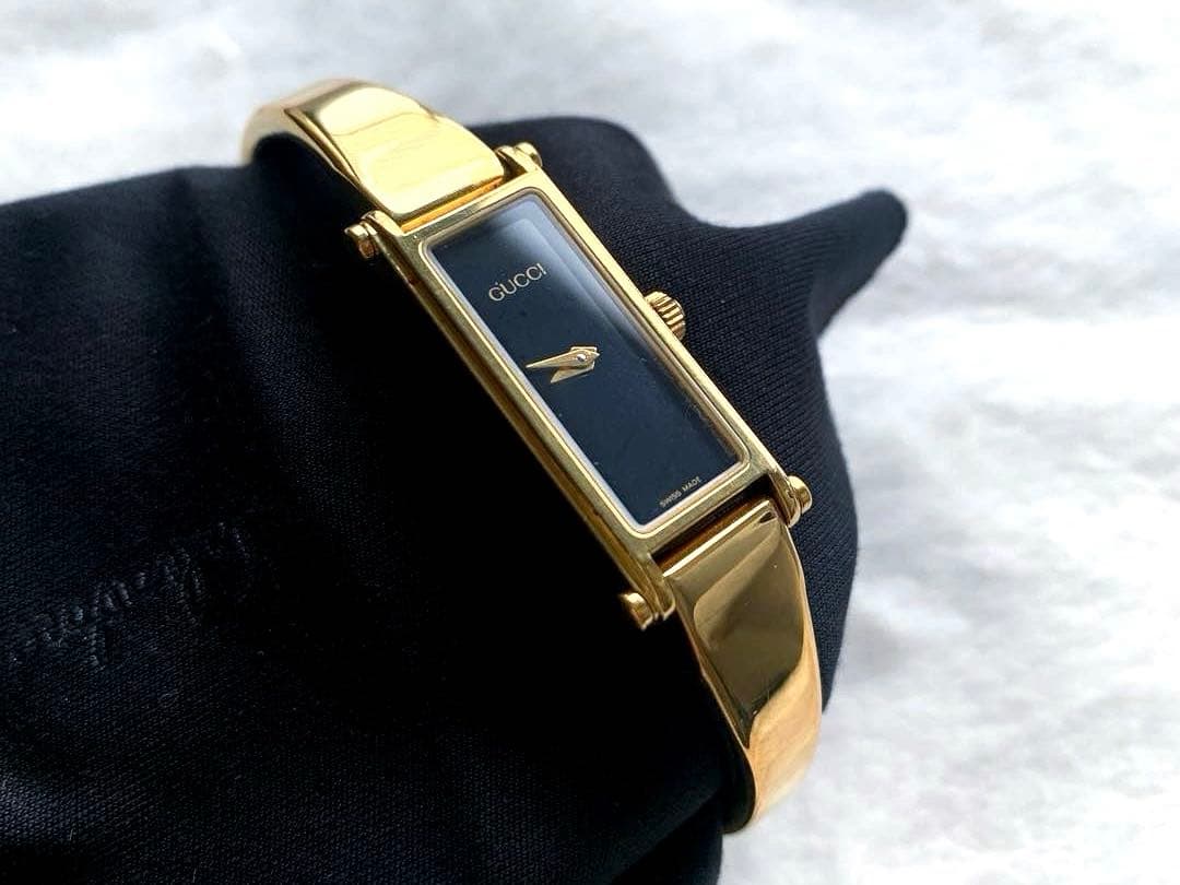 グッチ GUCCI 1500L レディース 腕時計 ゴールド×ブラック 箱付き