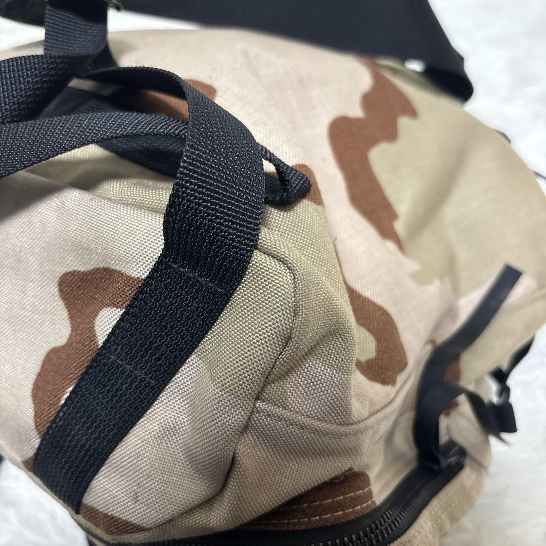 ラゲッジレーベル　迷彩　リュック　バックパック　収納多数　極美品　カモフラ