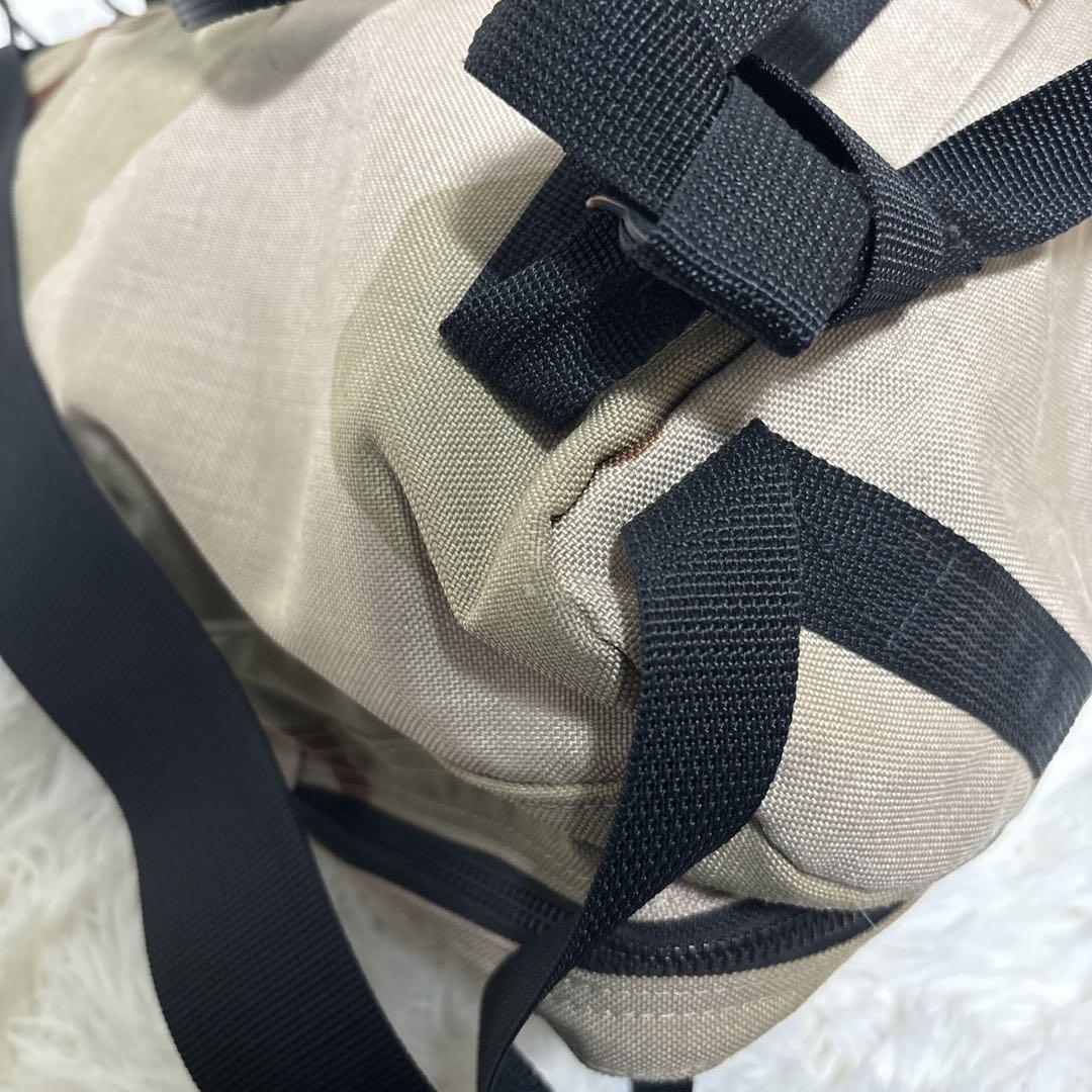 ラゲッジレーベル　迷彩　リュック　バックパック　収納多数　極美品　カモフラ