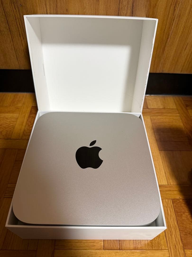 ミニPC MAC MINI M2 , 256GB , 8GB