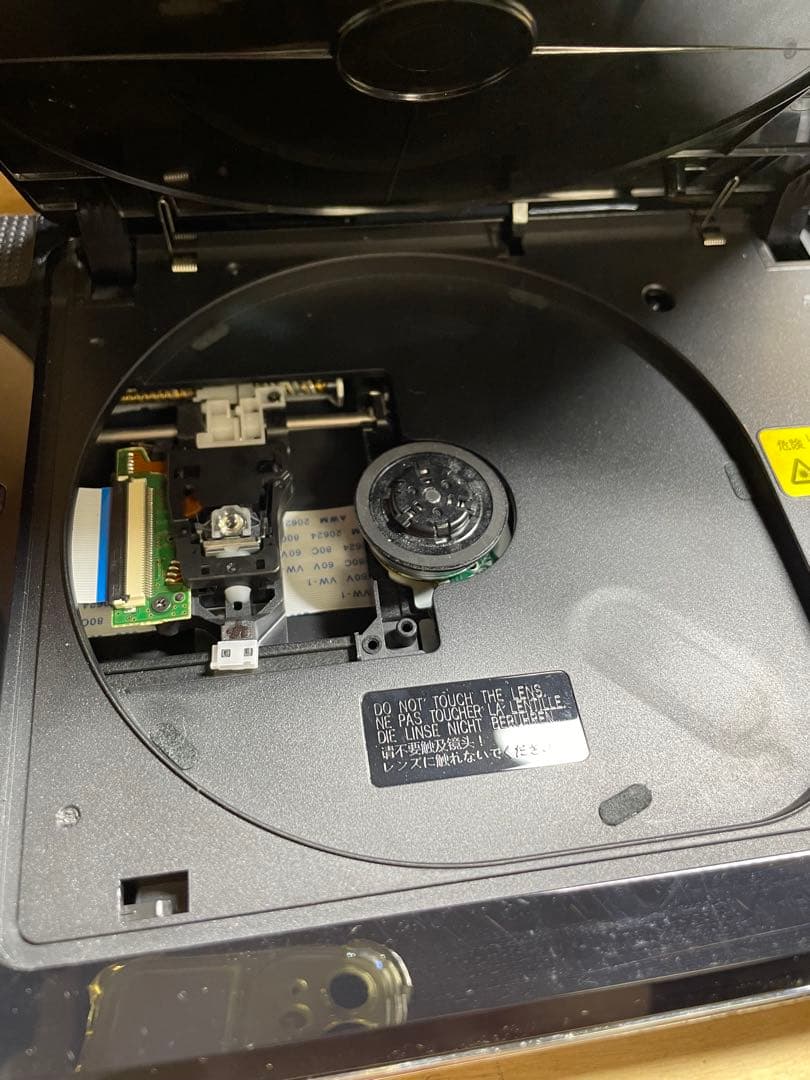 Avox 10インチ リモコン付き ポータブルDVD・BD・ブルーレイプレーヤー