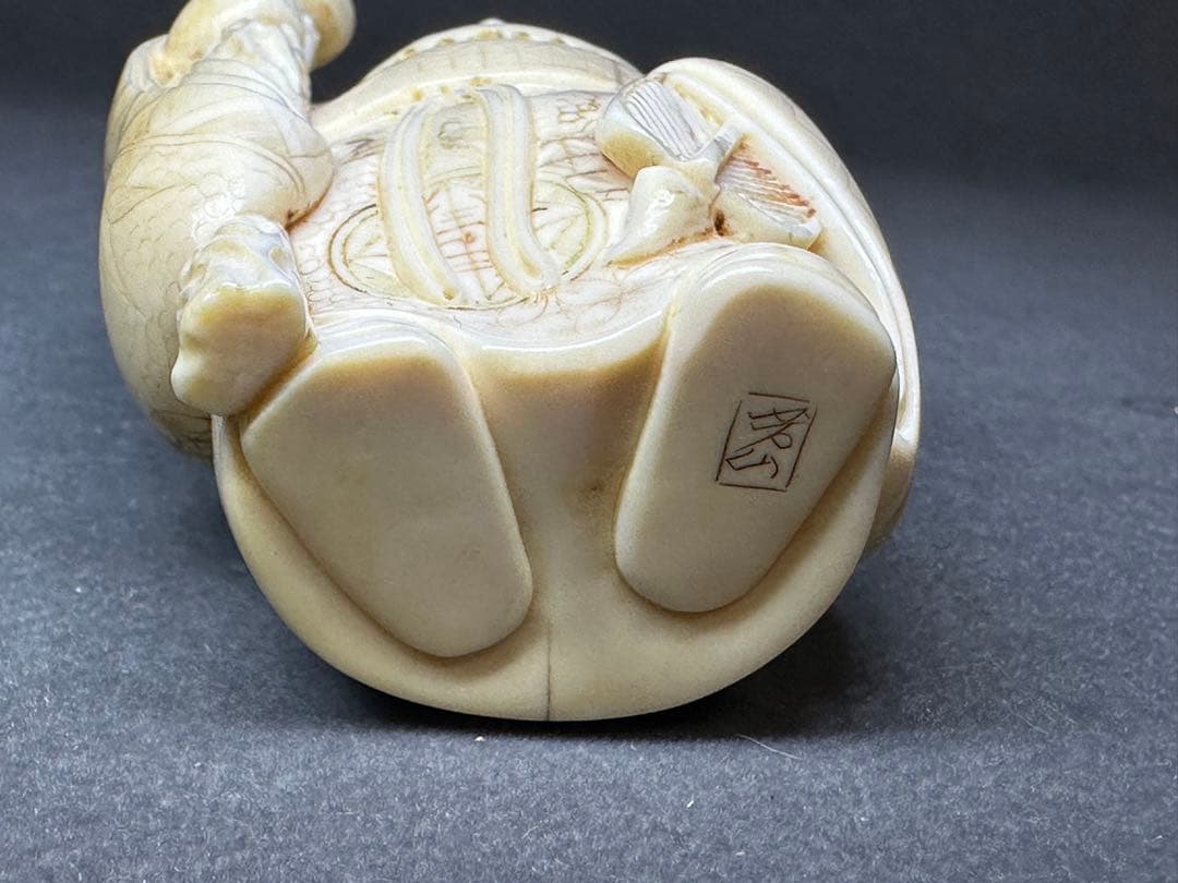 置物　鯨の歯　大黑天　人物　天然素材　アンティーク　極上　和彫　骨董　飾り物