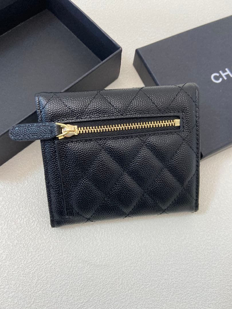 CHANEL ブラック 三つ折り財布