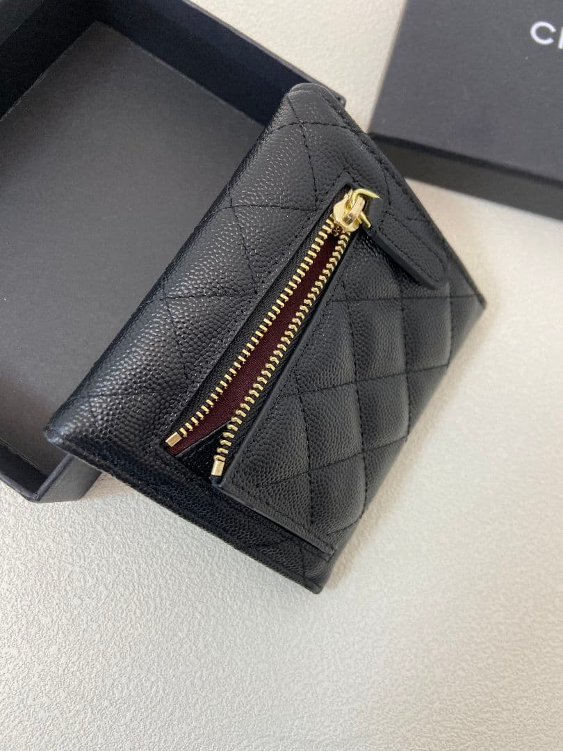 CHANEL ブラック 三つ折り財布