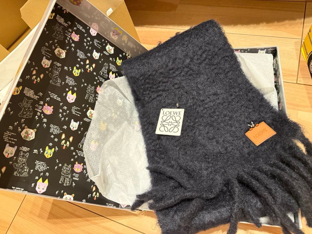 ほぼ新品⭐︎LOEWE x Louis Wain⭐︎スカーフモヘア&ウールブレンド）