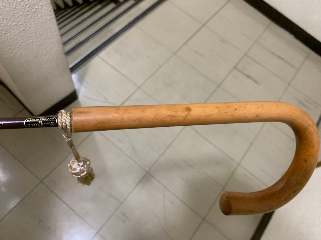 レア美品王室御用達イギリス製FOX社長傘雨傘ゴールド系植物柄フサ付き上品な傘