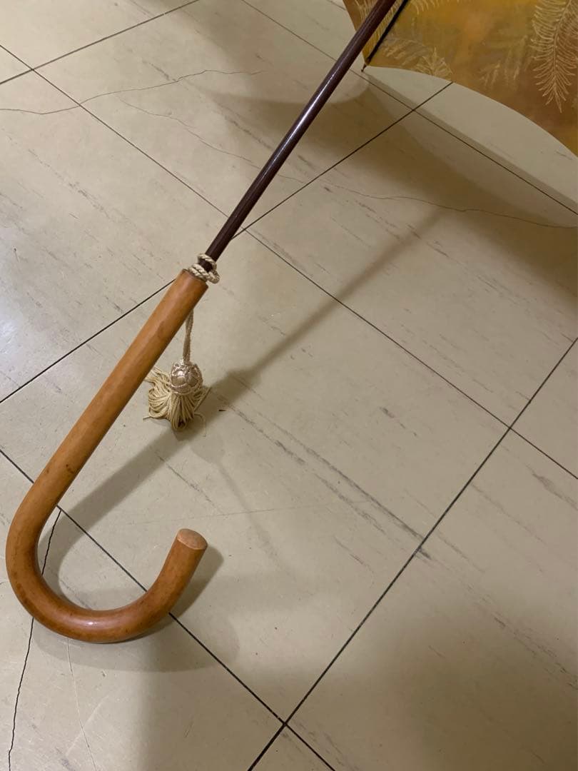 レア美品王室御用達イギリス製FOX社長傘雨傘ゴールド系植物柄フサ付き上品な傘