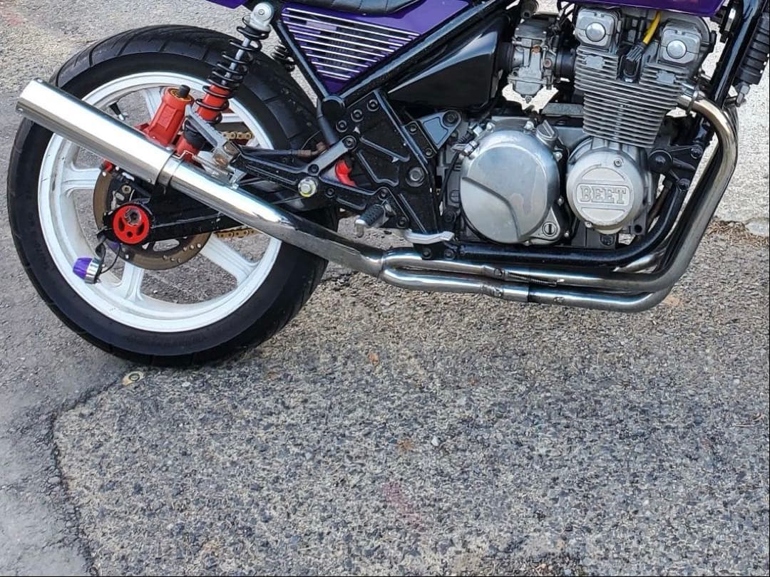 ゼファー400 マフラー