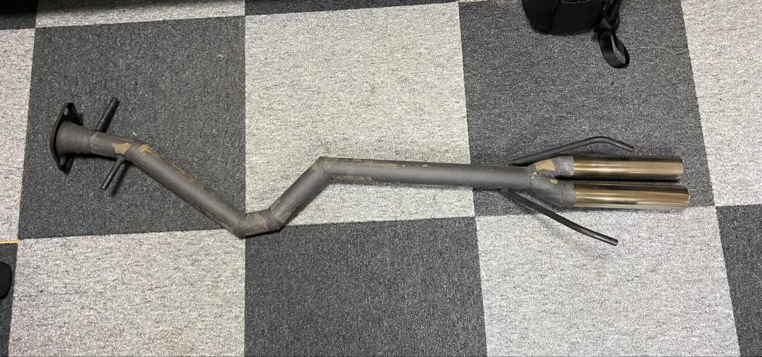 アルテッツァ用　ワンオフデュアルマフラー