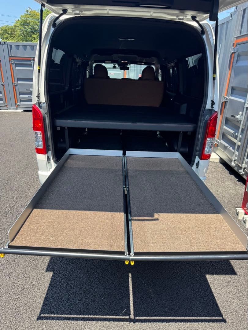 k打ち合わせページ ブラックダブルスライドフロア