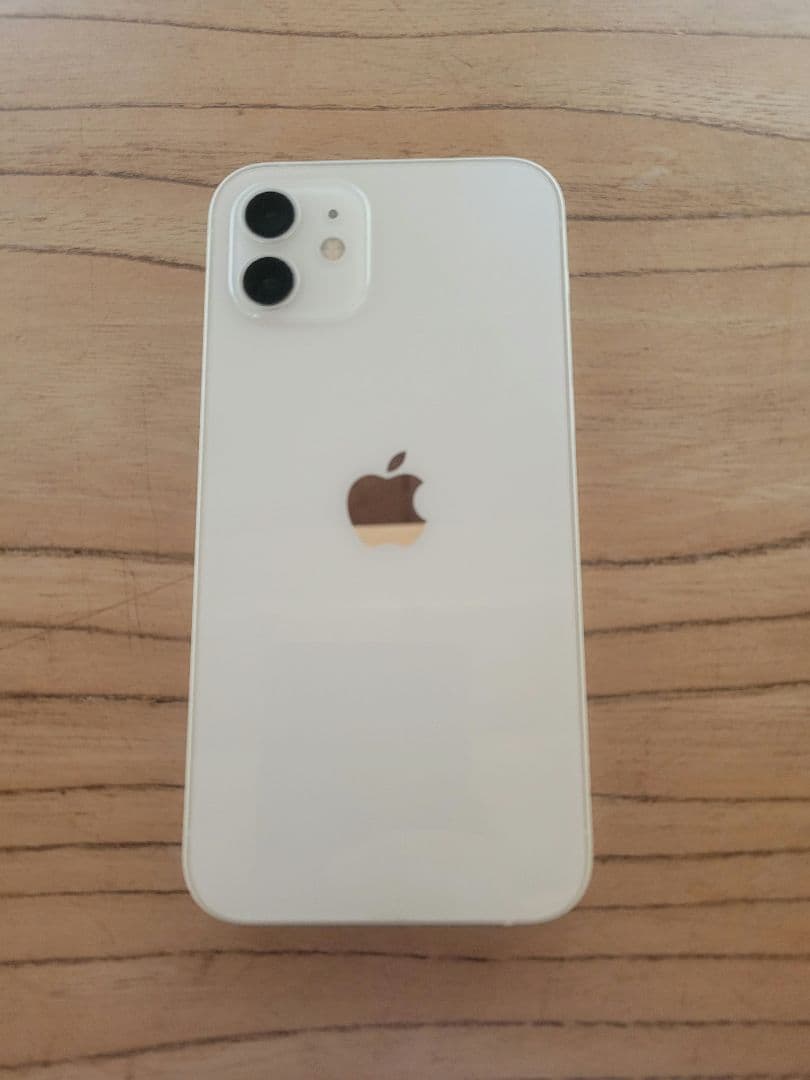 ​iPhone 12 ホワイト 128GB SIMフリー 付属品有り 修理歴なし