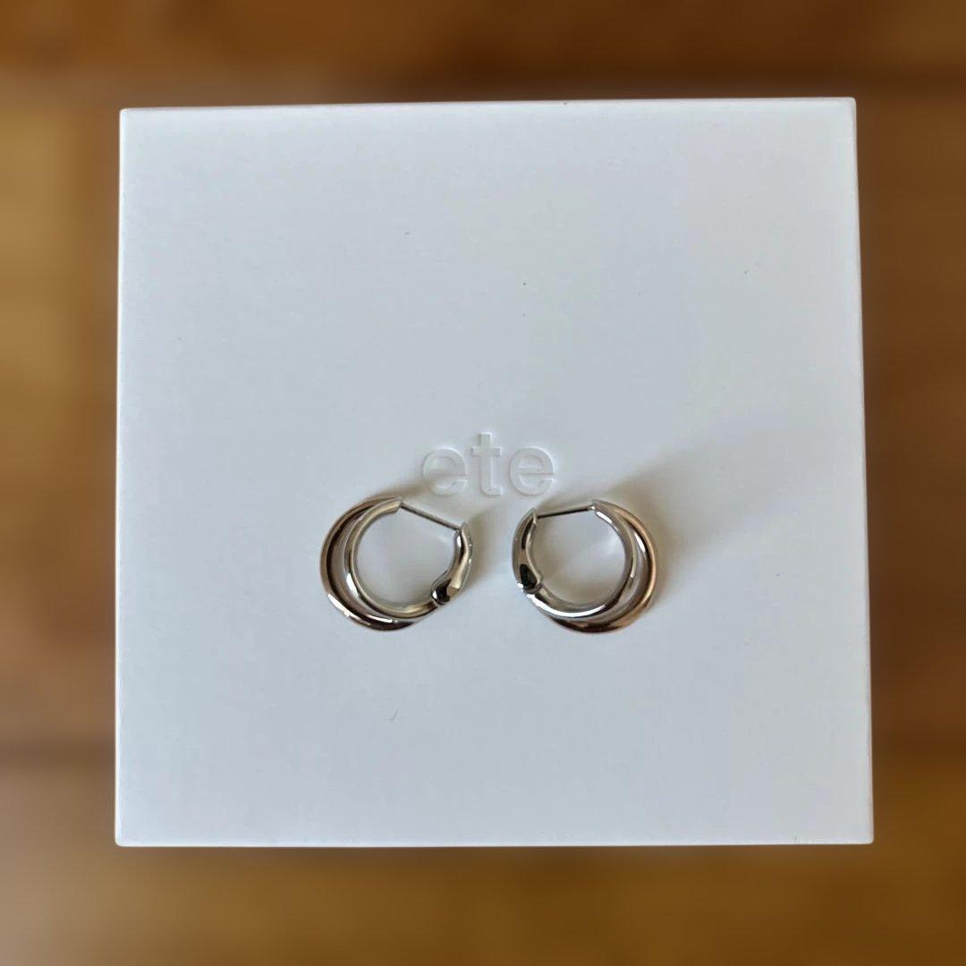 ニーハチete ダブルラインバイカラー ハグピアス 両耳用 ピンクゴールド