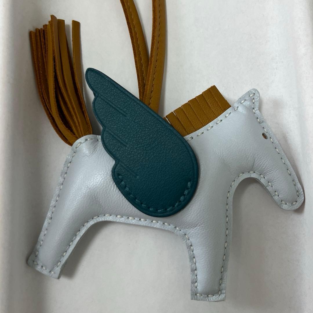 [美品]エルメス　HERMRS ペガサスPM ロデオ　チャーム