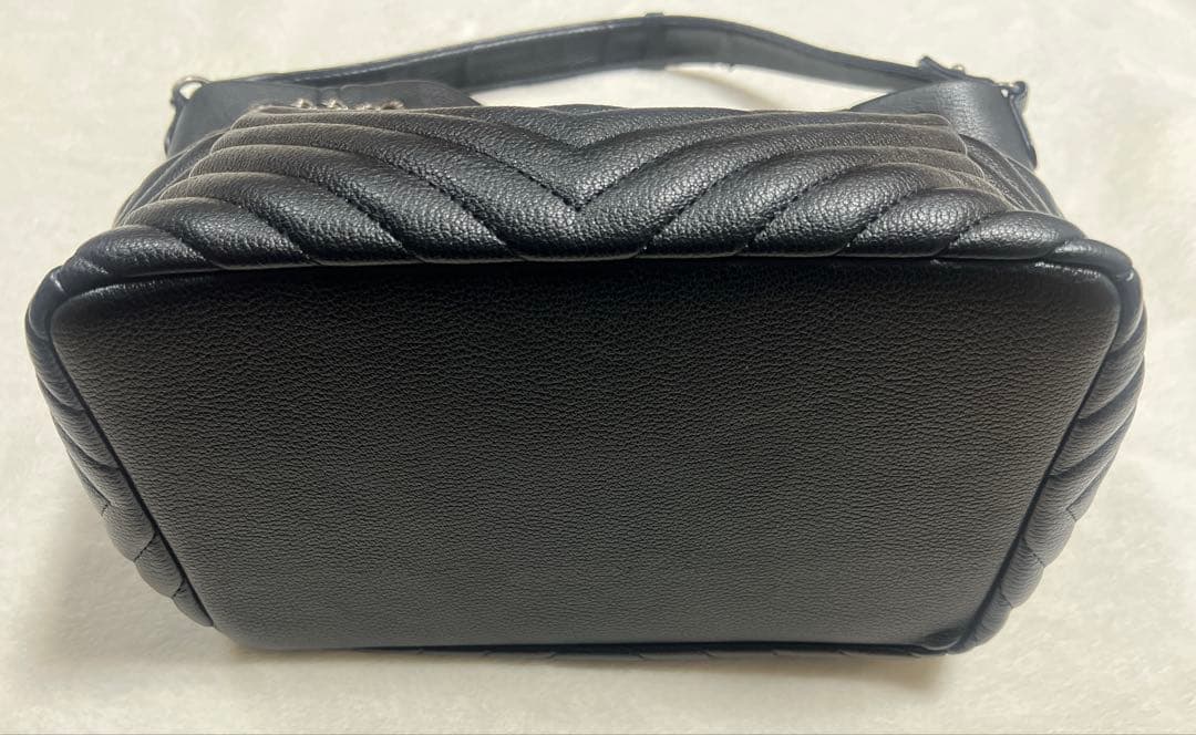 【ノベルティ】CHANEL ショルダーバッグ ブラック