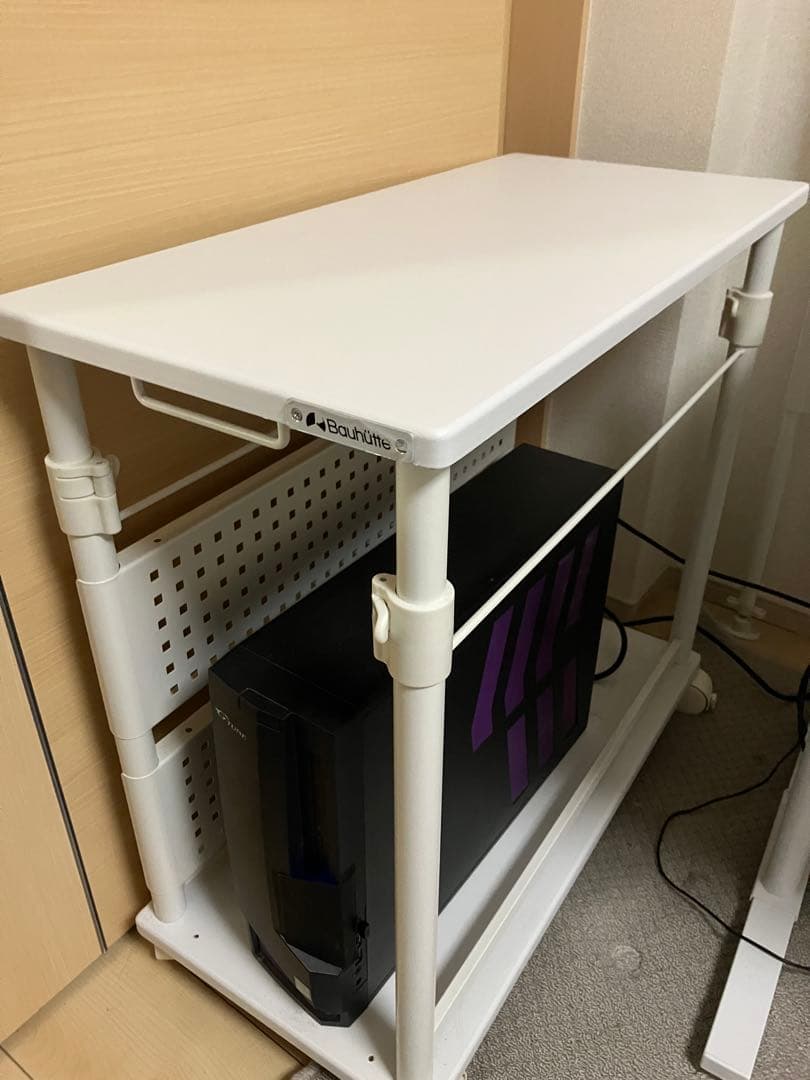 Bauhutte ( バウヒュッテ ) デスク横 PCラック