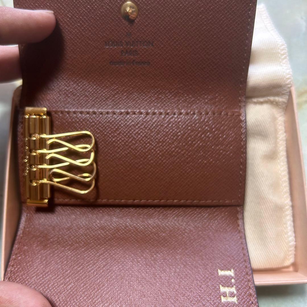 4連キーケース　VUITTON