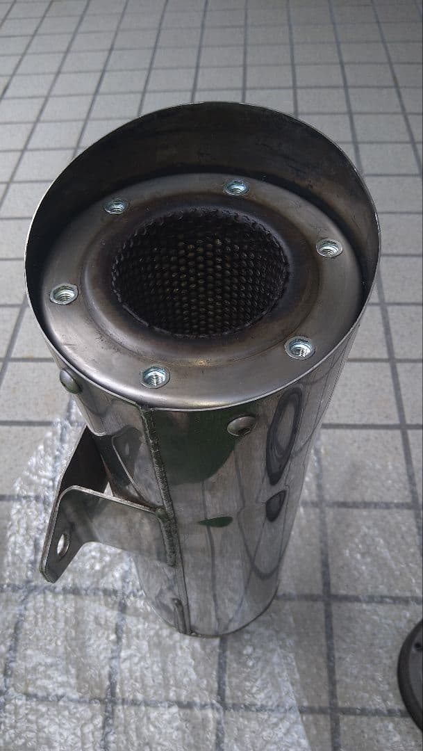 スーパートラップマフラー5インチ 要追加工必要