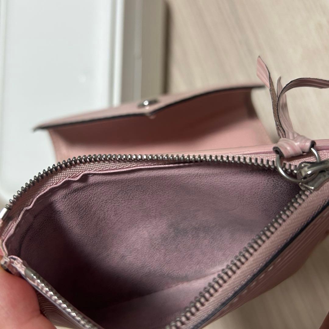 LOUIS VUITTON エピ レザー ピンク 財布M62946