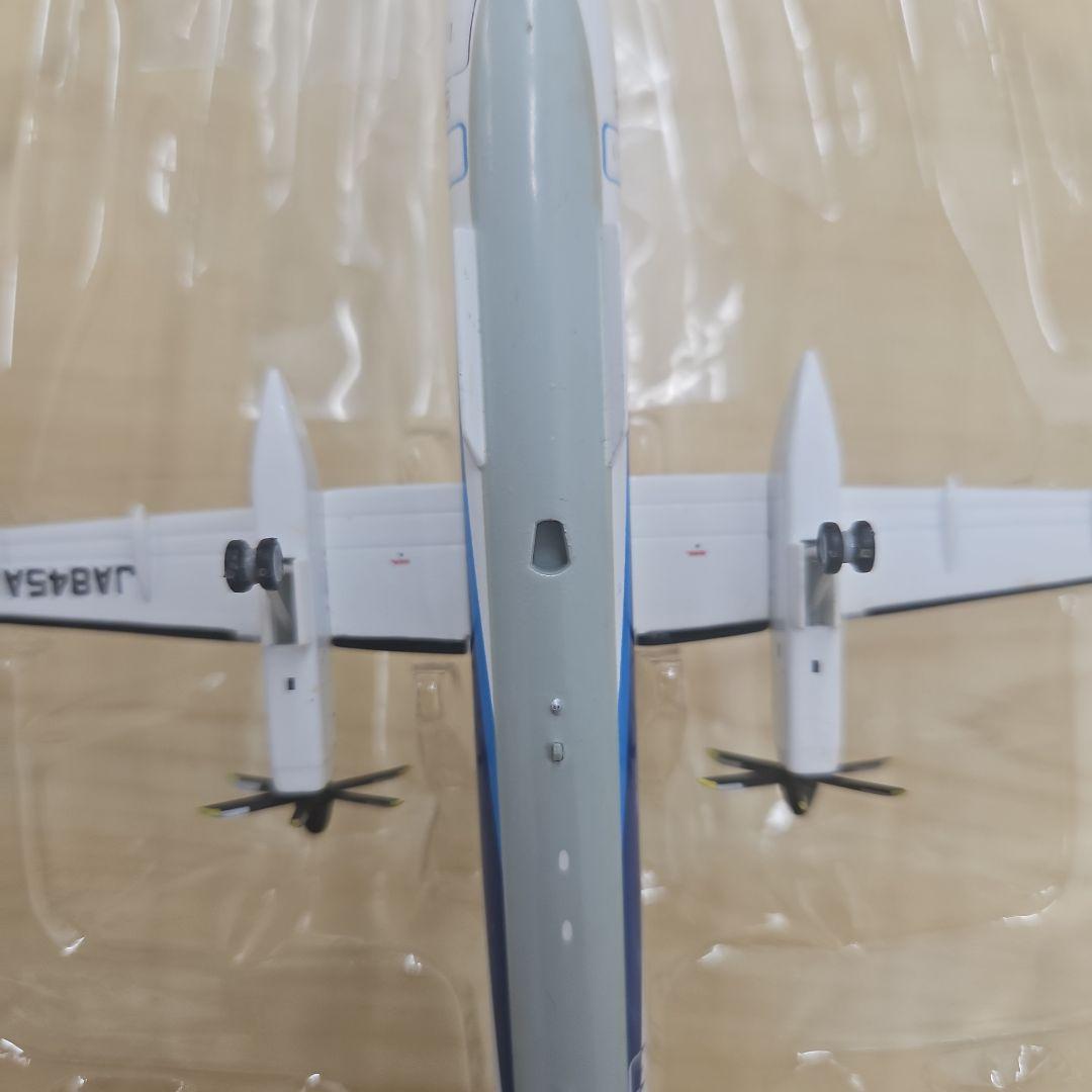 全日空商事 1/200 ANA DHC-8-400 DH28008