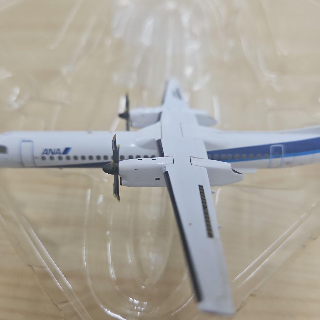 全日空商事 1/200 ANA DHC-8-400 DH28008