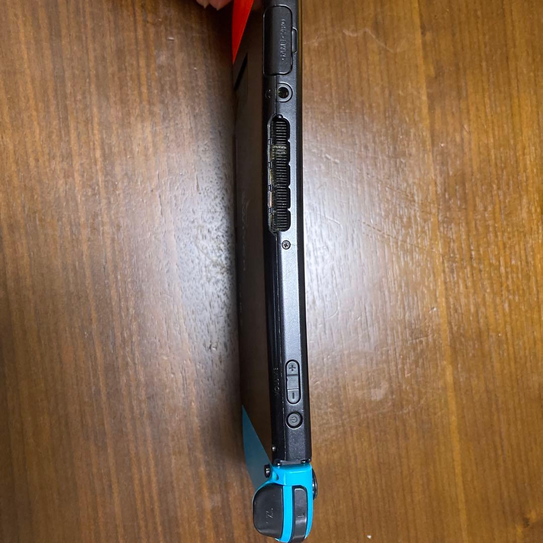 Nintendo Switch 本体 青/赤 Joy-Con 付属ジャンク品です