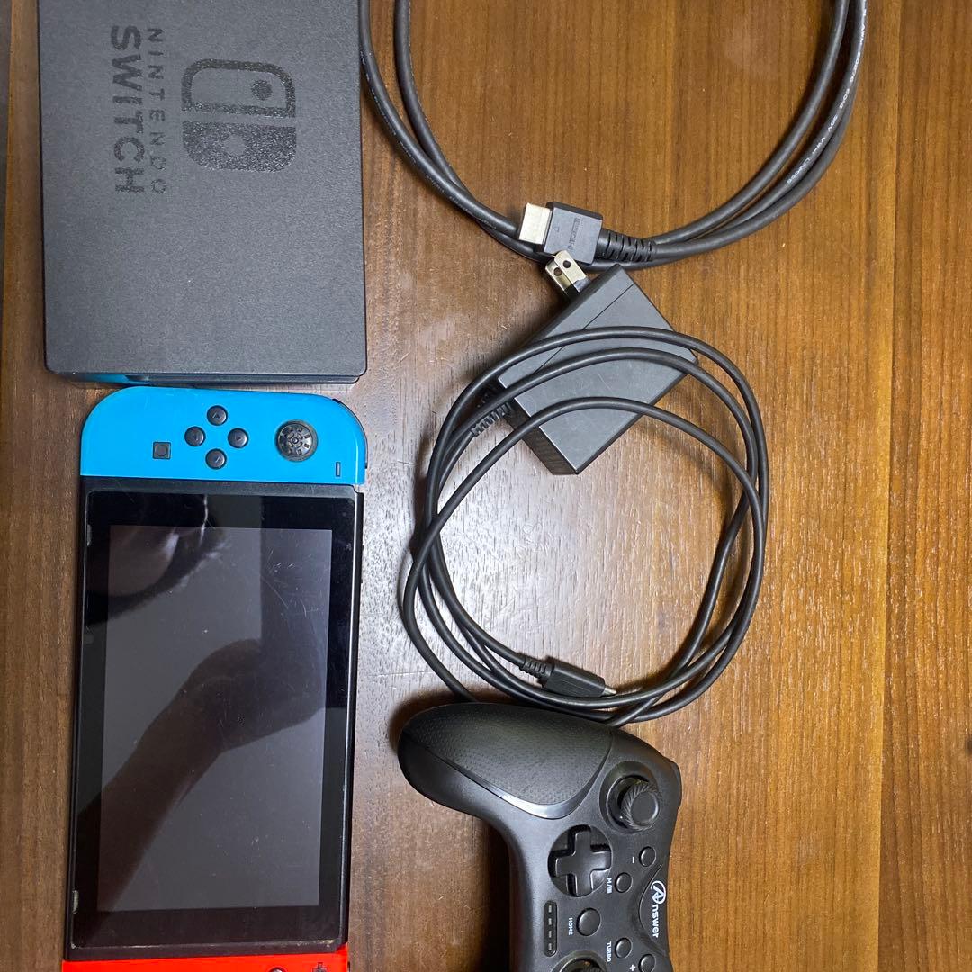 Nintendo Switch 本体 青/赤 Joy-Con 付属ジャンク品です