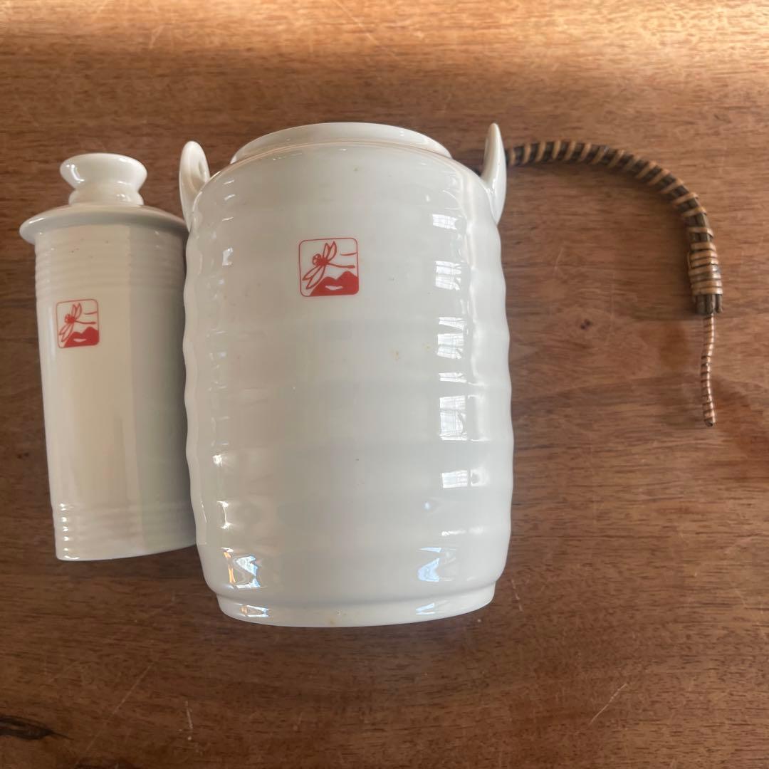 熱燗用のトンボマークの陶器