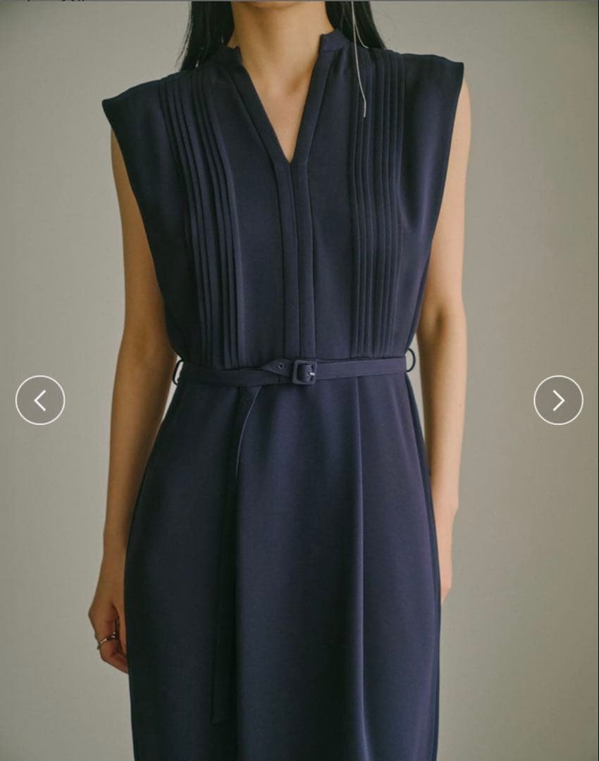 新品未使用anuans トリアセスキッパーネックワンピースSサイズ