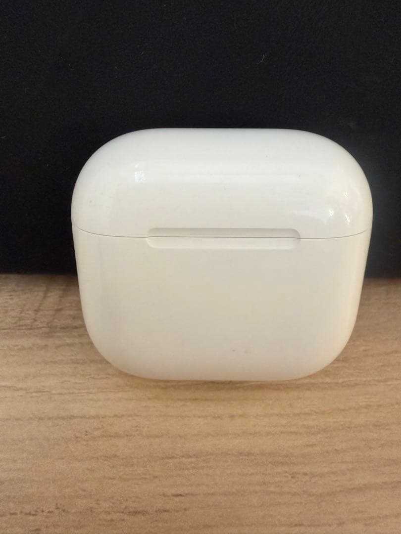 K*o様 AirPods 4世代　ノイズキャンセリング搭載モデル