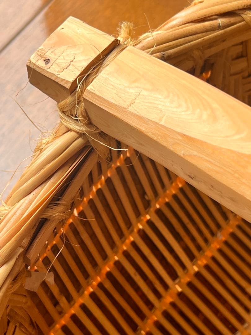 【新品・未使用】東北の伝統工芸 肥料振りかご 桜皮編み 特大サイズ　希少