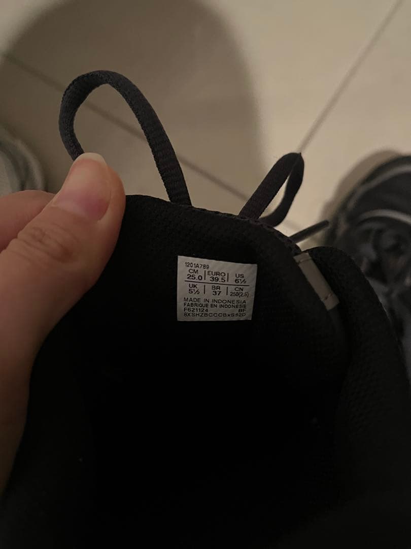 ASICS GEL-NYC RGD 25センチ