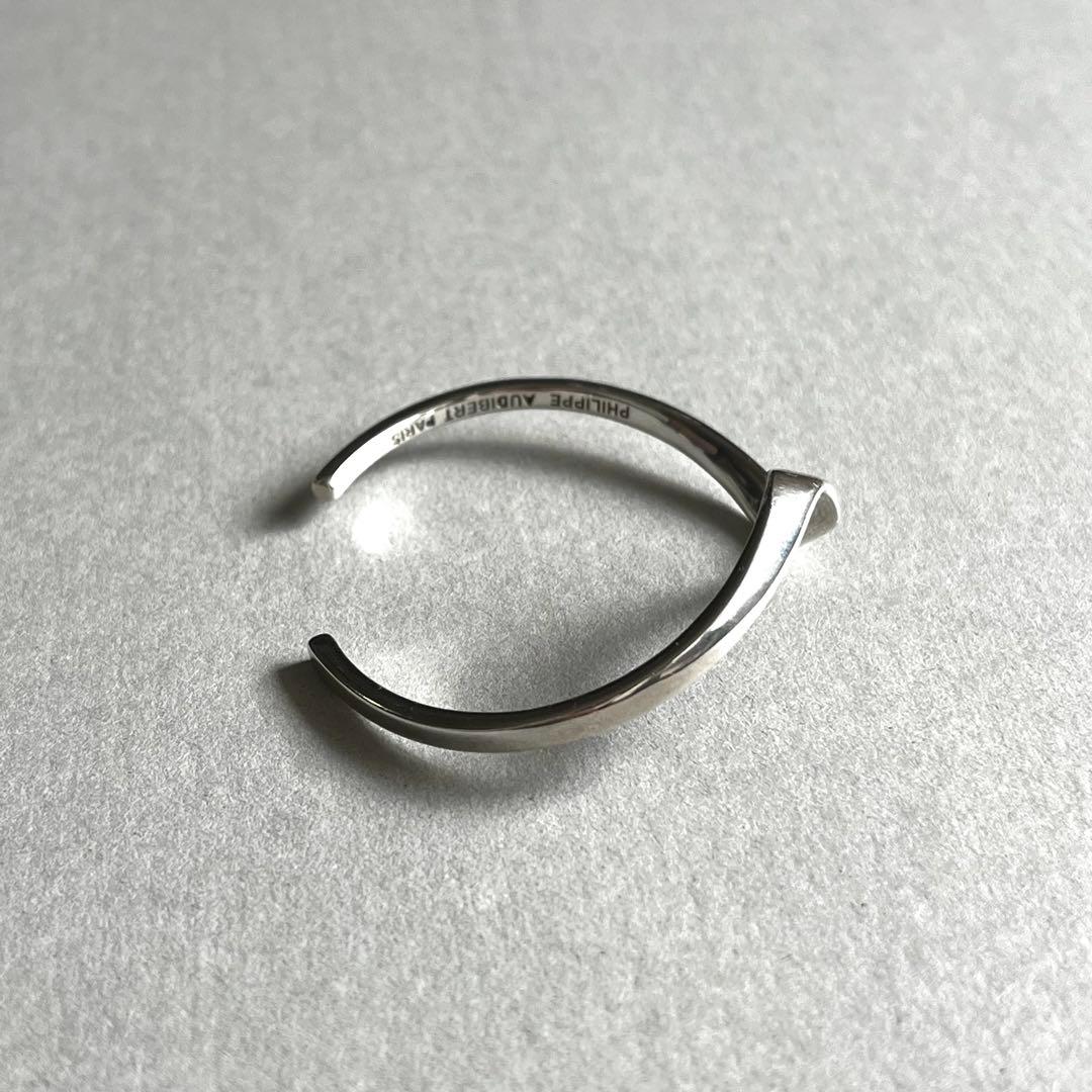 PHILIPPE AUDIBERT ／ツイスト華奢バングル