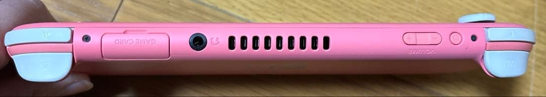 Switchライト　コーラル