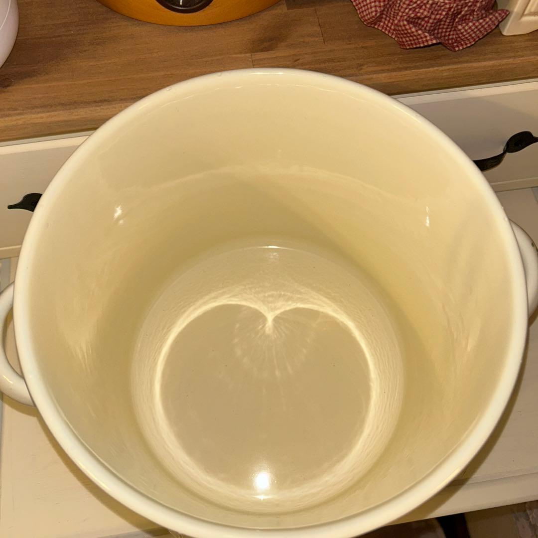 マニーローズ　ホーローライス缶