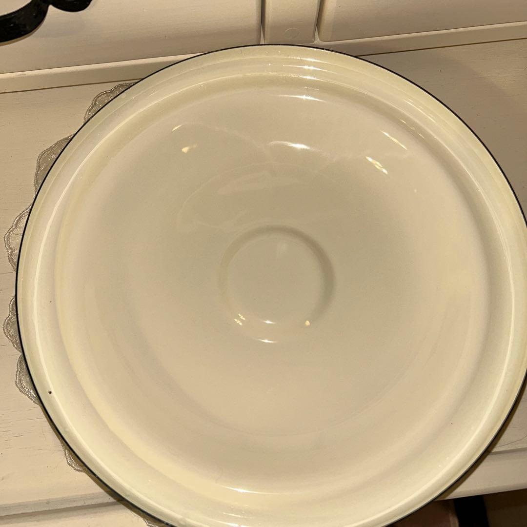 マニーローズ　ホーローライス缶